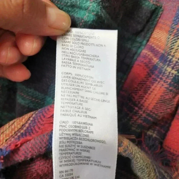 BDG Robbie Spliced Flannel Shirt from Urban Outfitters! - Picture 15 of 15